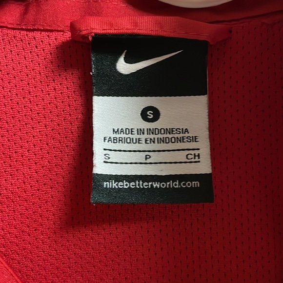 Women Size Small Nike USA Soccer Full Zip Windbreaker Jacket Red - Picture 3 of 5